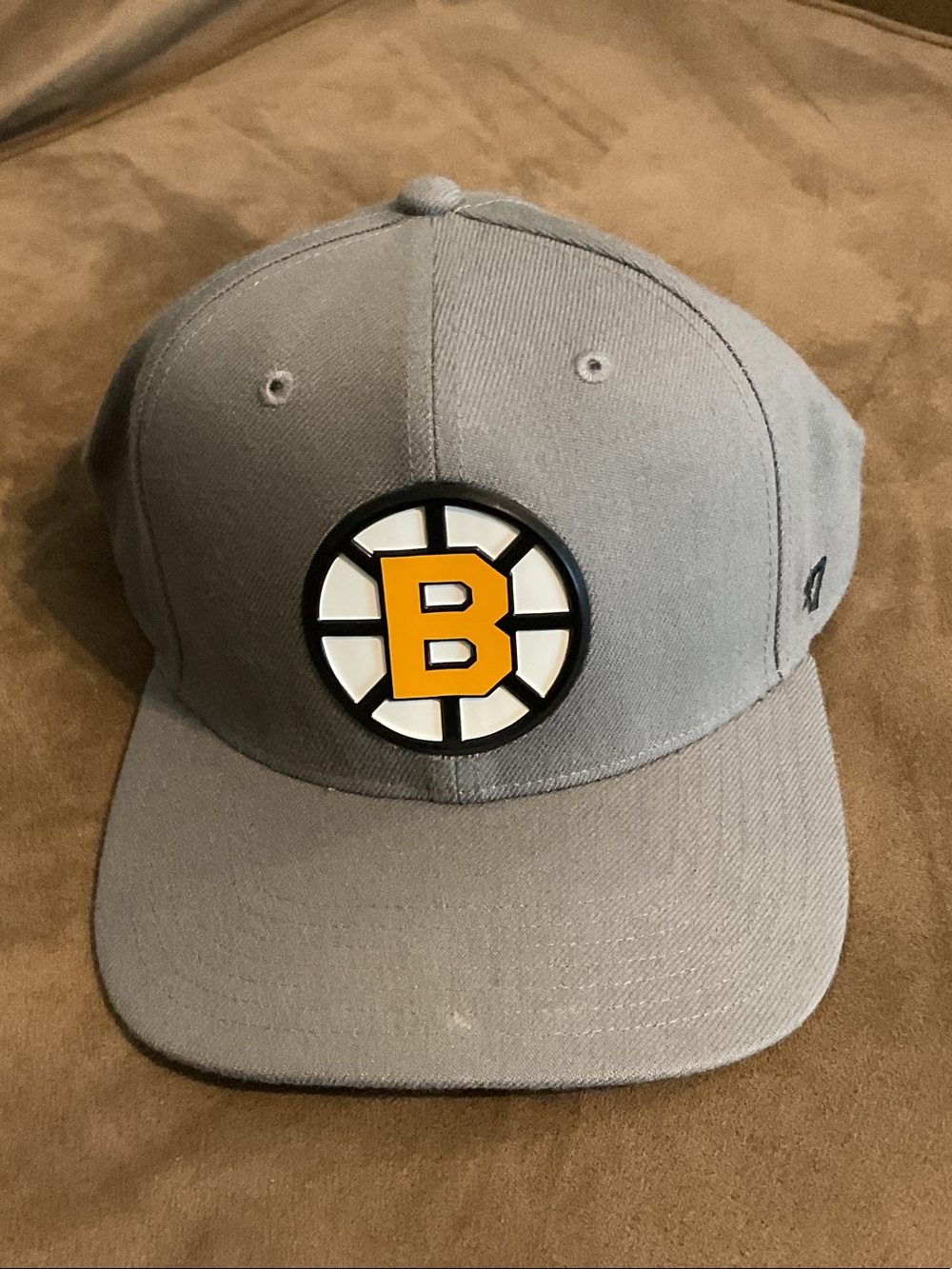 Grey Snapback Hat with Yellow 'B' Emblem